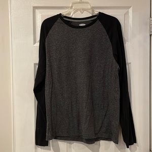 Men’s black & gray soft washed long sleeve shirt